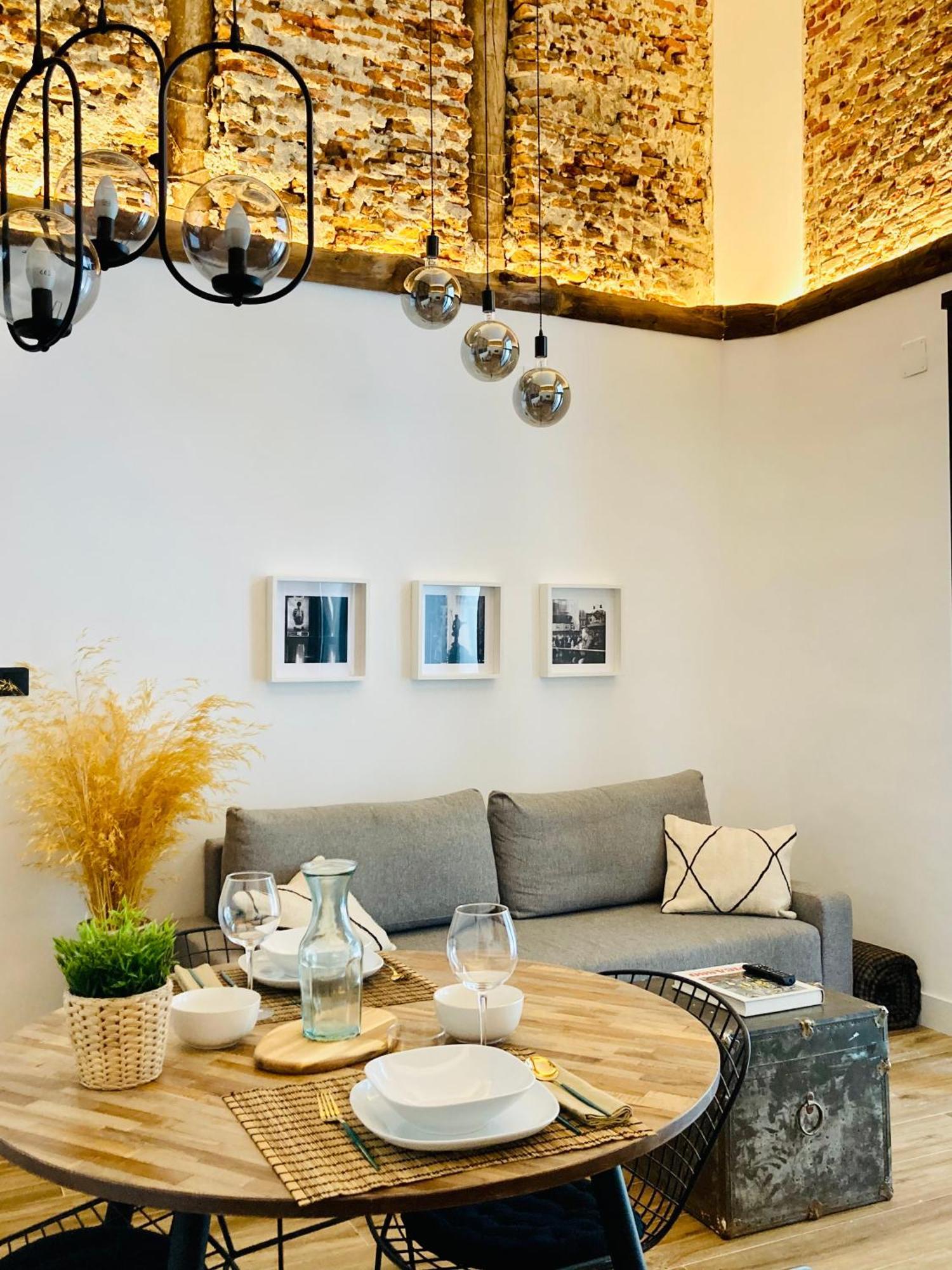 マドリードLuxury, Private Wellness In Prado Museum New Aug21アパートメント エクステリア 写真