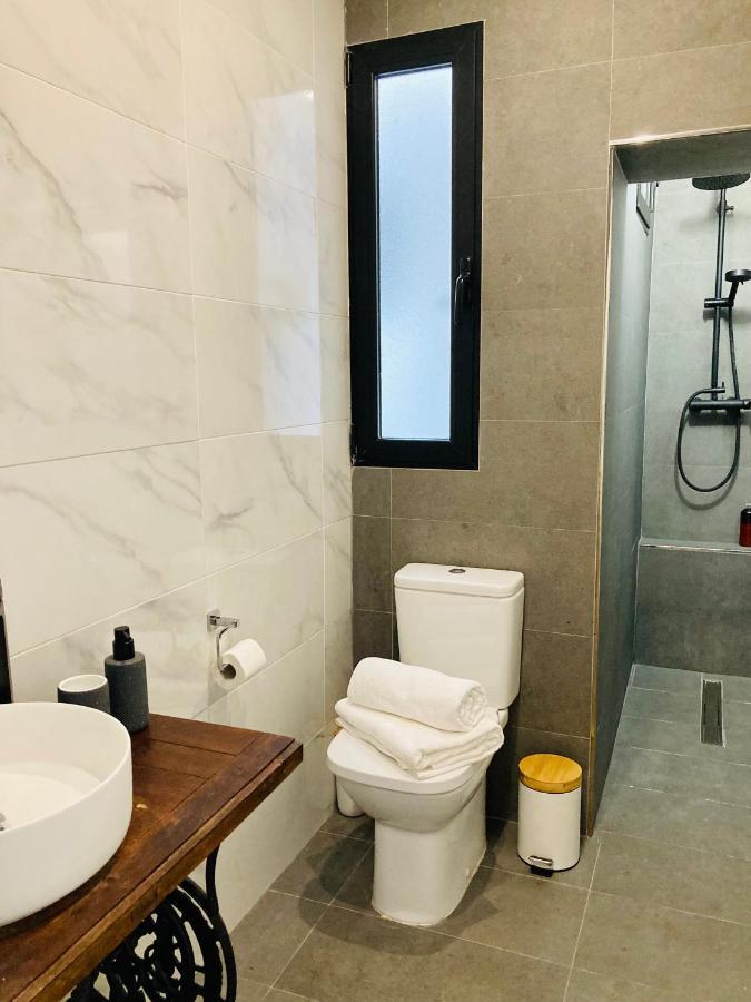 マドリードLuxury, Private Wellness In Prado Museum New Aug21アパートメント エクステリア 写真